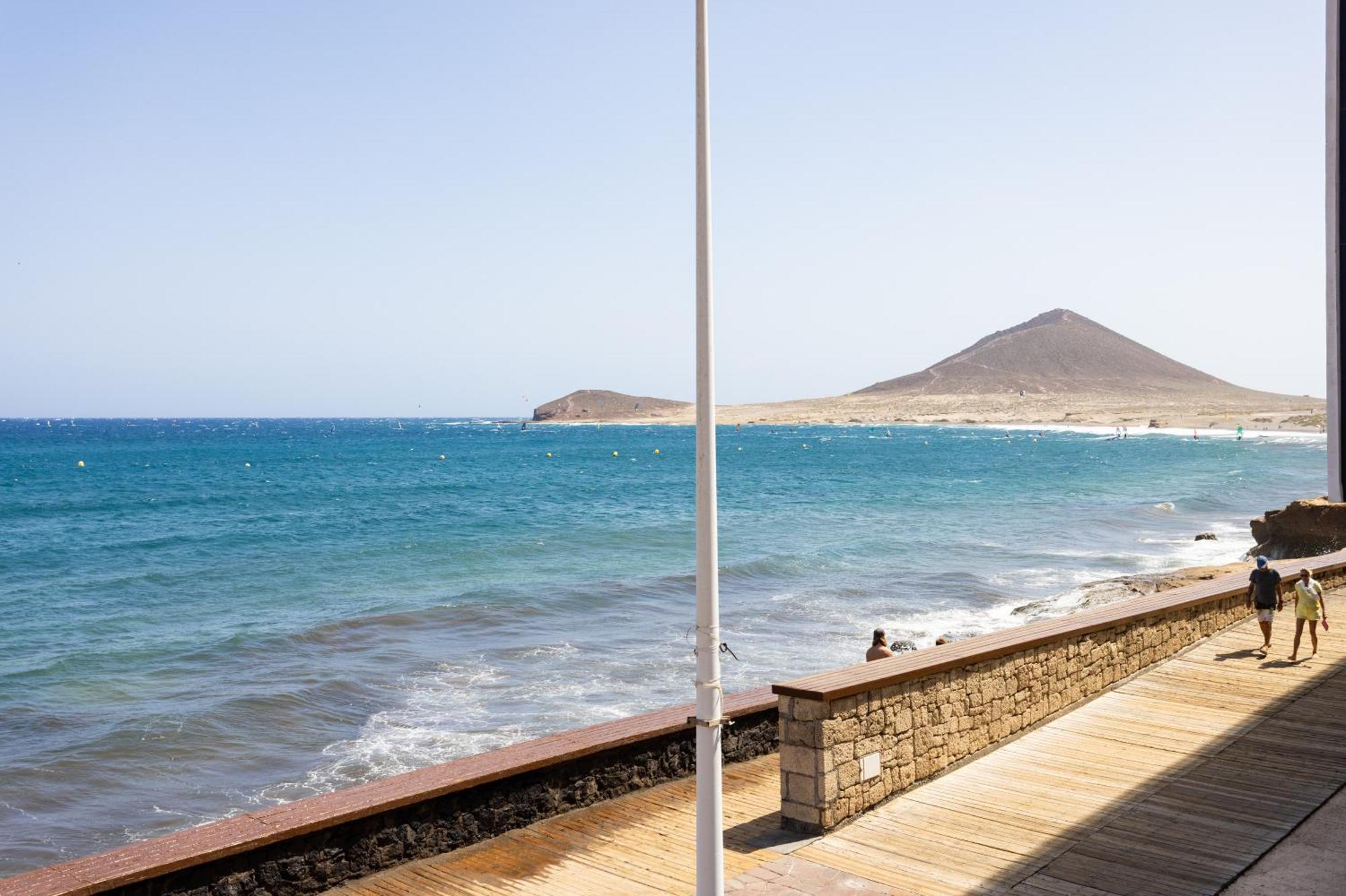 Spectacular Beachfront Loft-Style Casa Corina II El Médano Exterior foto